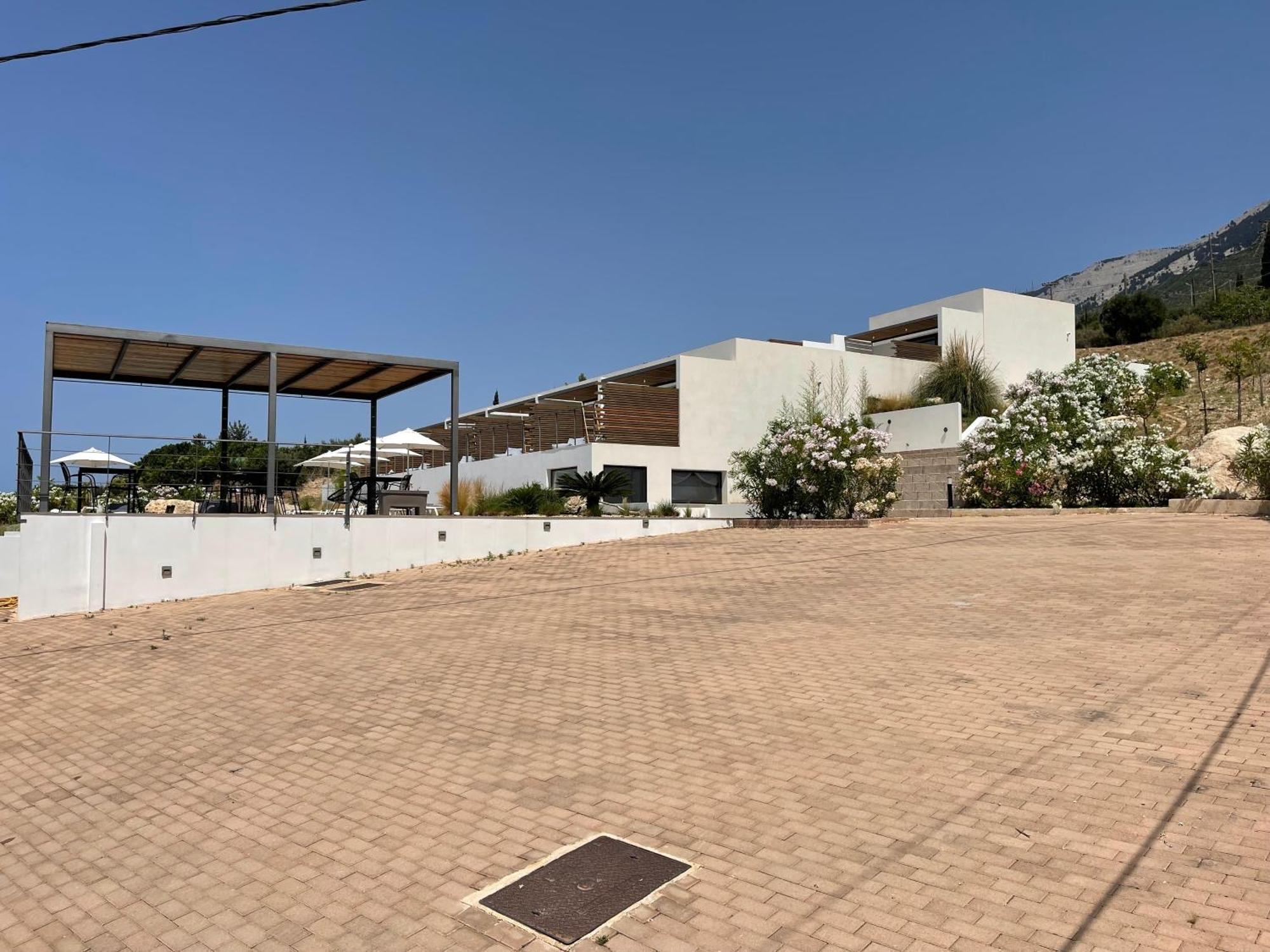 Kefalonian Escape Suites Valeriános Dış mekan fotoğraf
